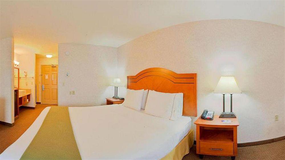Holiday Inn Express Westley By Ihg Zewnętrze zdjęcie