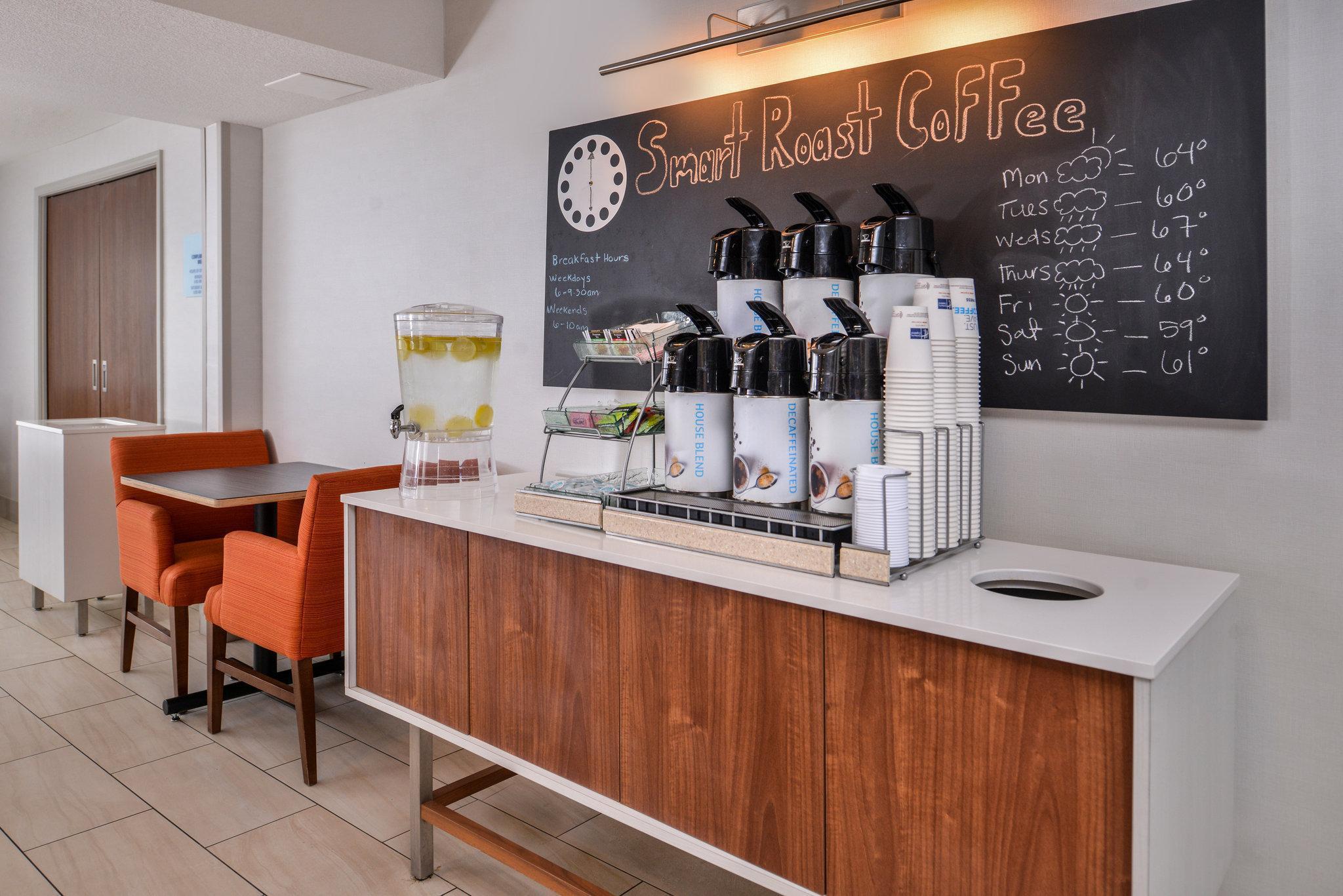 Holiday Inn Express Westley By Ihg Zewnętrze zdjęcie